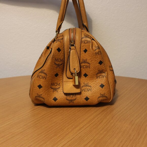 MCM Visetos Handle Bag - Picture 4 of 9